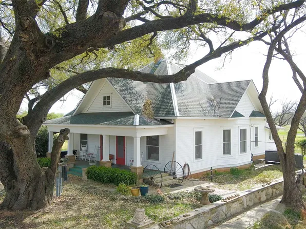 518 Kinson St, Granbury, TX 76048