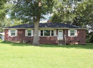320 Forest Ln, Belton, SC 29627