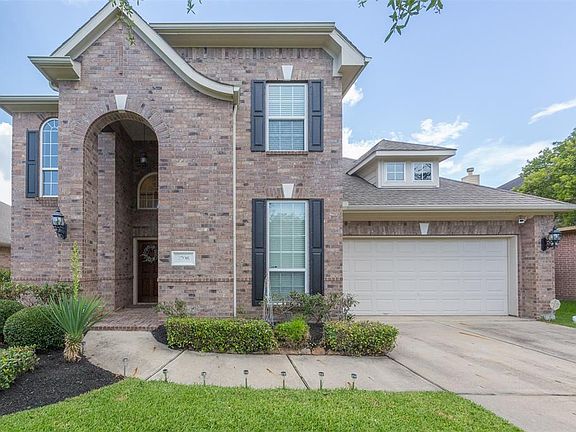 2nd image of 2708 Alessandria Ln