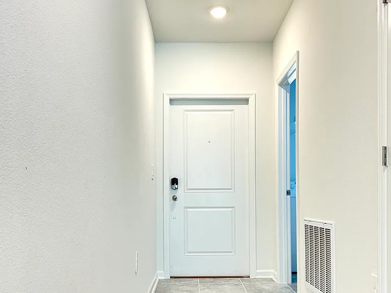 1823 Weir Blvd — Photo 5