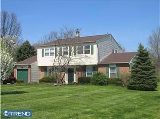 152 Tulip Rd, Holland, PA 18966