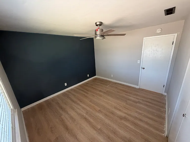 611 Melrose Dr #1 — Photo 6