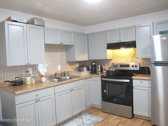 3rd image of 428 Napakiak Dr