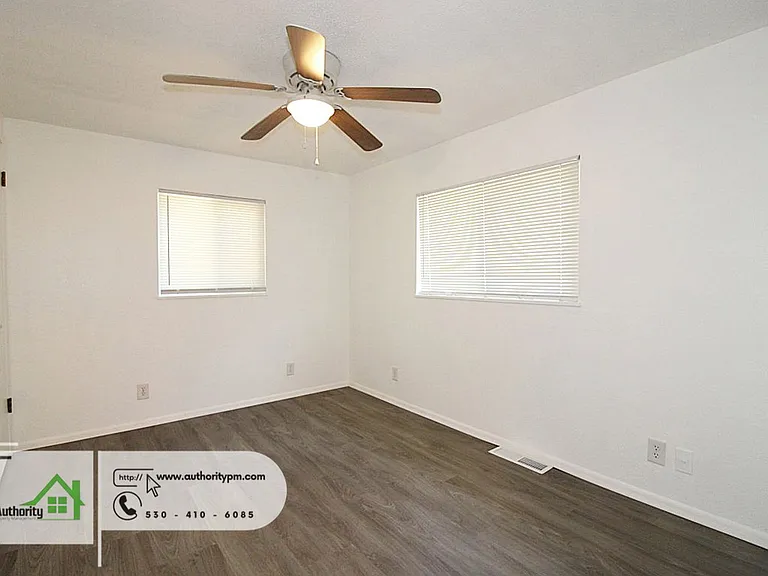 17875 Walker Mine Rd — Photo 32