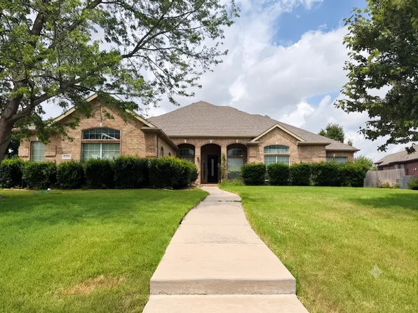 13733 Alterna Dr, Fort Worth, TX 76115