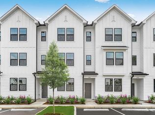 2304 Oakwood Meadows Ct, Raleigh, NC 27604