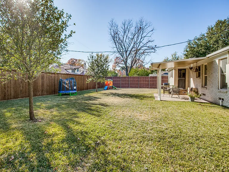 6614 Joyce Way — Photo 23