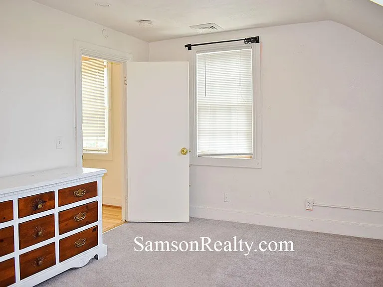 298 Hope St #2 — Photo 16