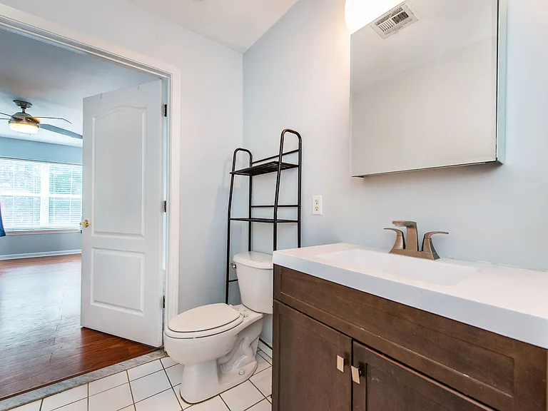 901 Stuyvesant Ave #101 — Photo 17