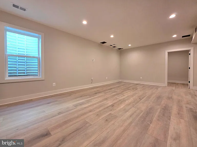 41 E Reed Ave — Photo 29