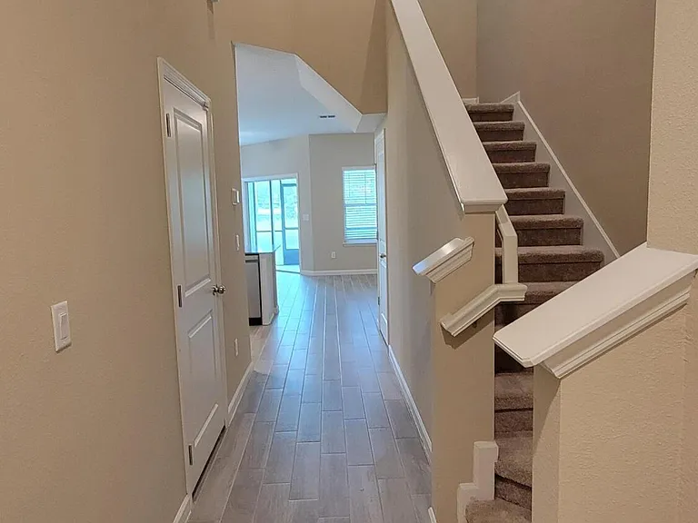 12880 Josslyn Ln — Photo 3