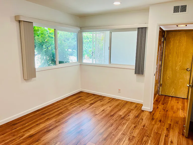 2100 Brightwood St — Photo 29