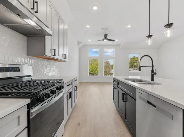 200 W 56th St Unit 1103, Austin, TX 78751