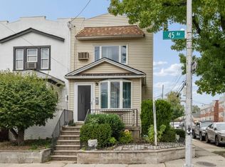 16321 45th Ave, Flushing, NY 11358