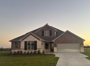 225 Cobb Rd, Leonard, TX 75452