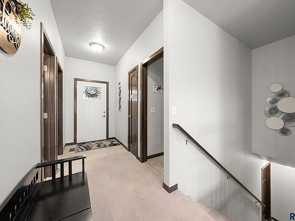 4th image of 4028 S Pisidian Ave