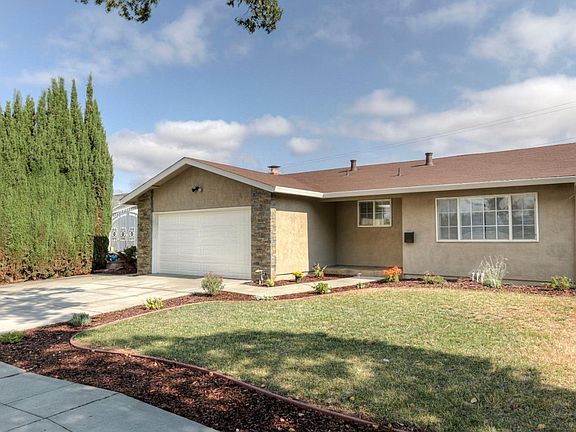 2nd image of 2874 Scottsdale Dr