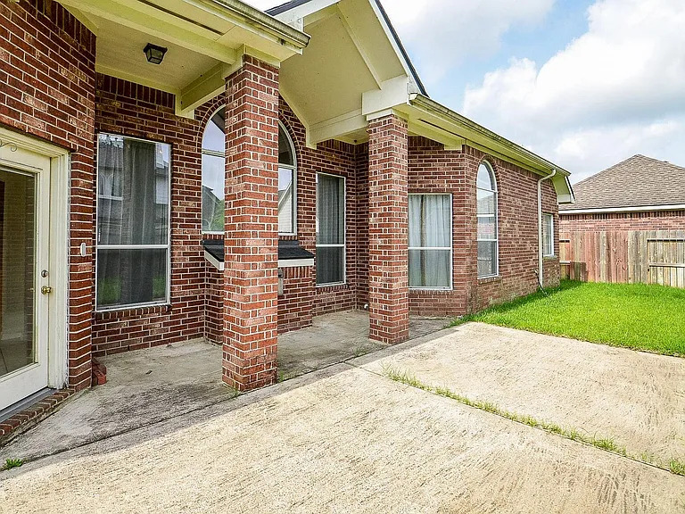 9403 Sundance Dr — Photo 19