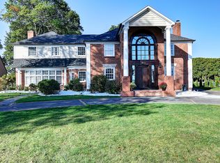 615 Ridge Rd, Wethersfield, CT 06109