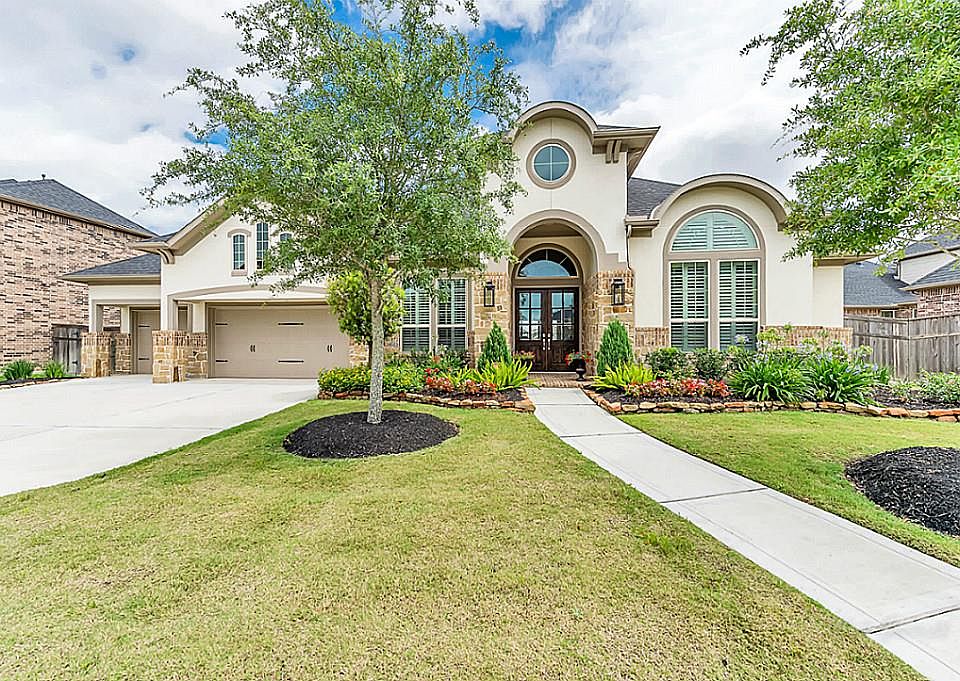 1st image of 27918 Burnett Hills Ln