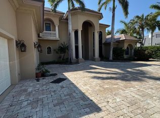 331 Lansing Island Dr, Satellite Beach, FL 32937