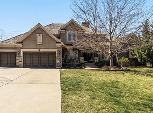 9634 Deer Run St, Lenexa, KS 66220