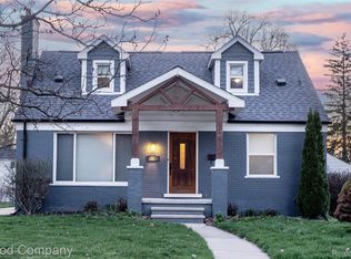 2925 Benjamin Ave, Royal Oak, MI 48073