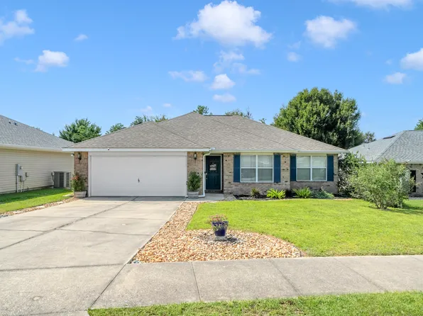 1957 Shadow Lake Dr, Gulf Breeze, FL 32563