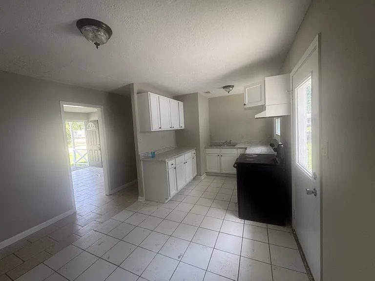 1 Mellon Ct — Photo 6