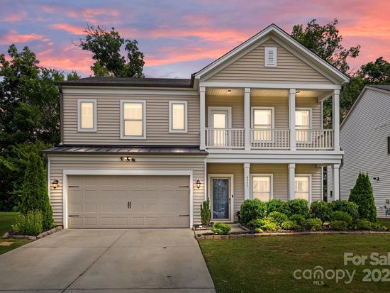 4531 Collingham Dr, Charlotte, NC 28273
