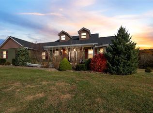 1214 Meadow Lake Ln, Park Hills, MO 63601