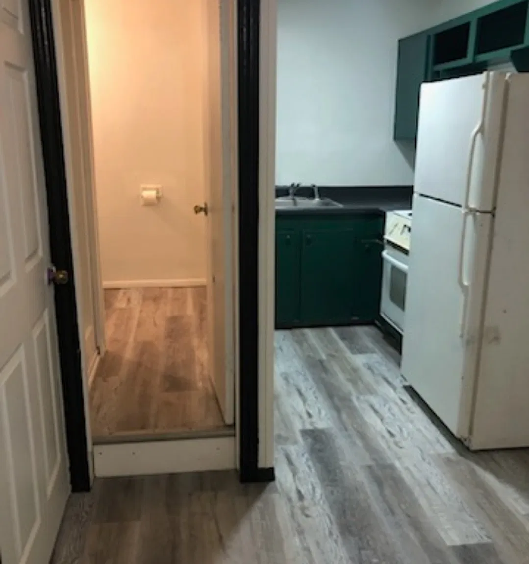 417 West Birch Street - 2 — Photo 3