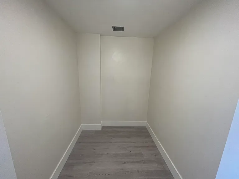 336 Golfview Rd #309 — Photo 15