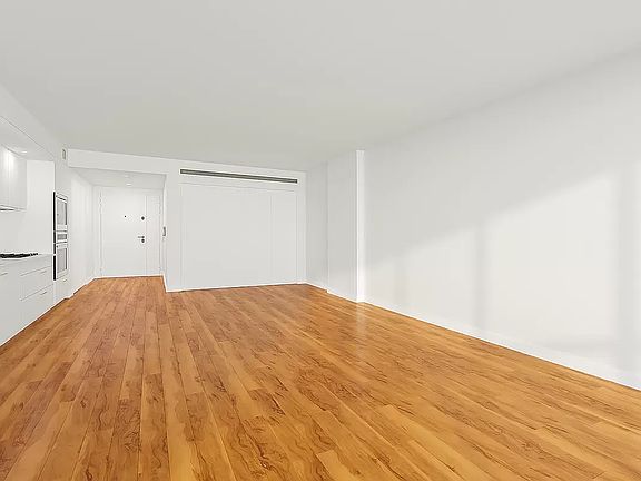 4th image of 84 White St APT 3A