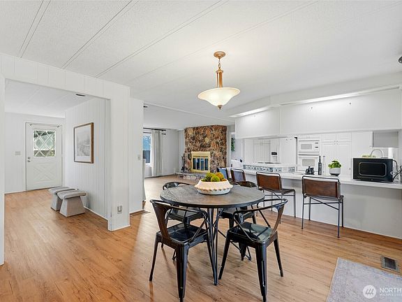 5th image of 11813 NE 172nd Street