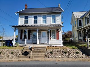 34 N King St, Denver, PA 17517