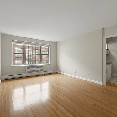 $1,750 1 Bedroom Apartment for Rent in Gravesend, Brooklyn | No Broker Fee at Gravesend — Photo 1