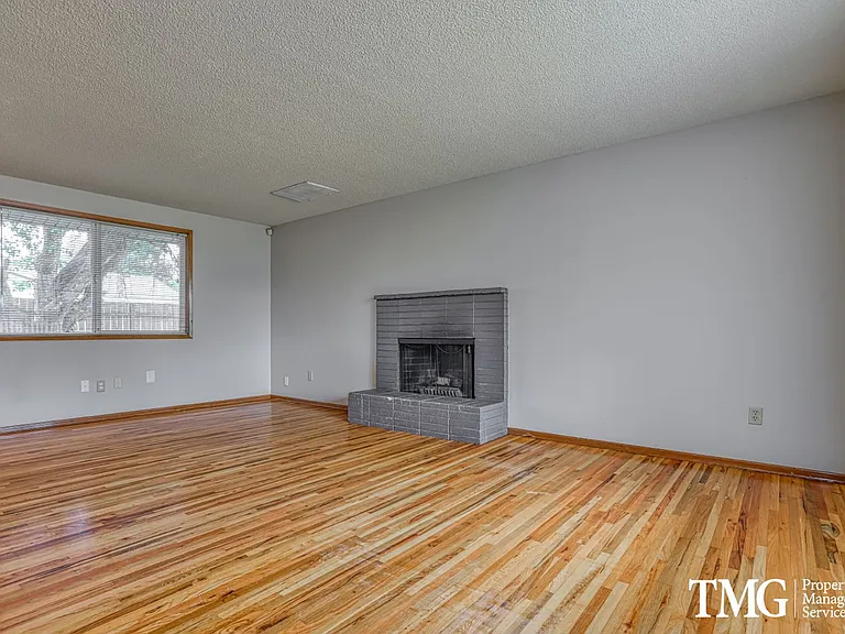 8018 NW 1st Ave — Photo 21