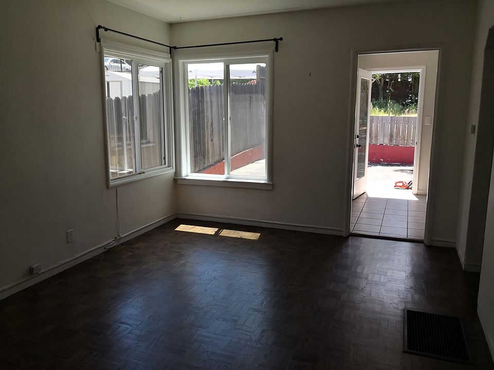 Entrance to Living Room
