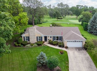 620 E Greenview Rd, Itasca, IL 60143