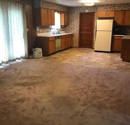 3rd image of 44 Orange Ln