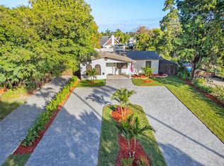 1075 NE 12th Ave, Homestead, FL 33030