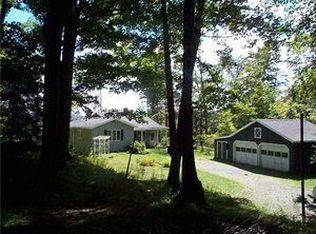 15509 Breakers Ln, Gowanda, NY 14070