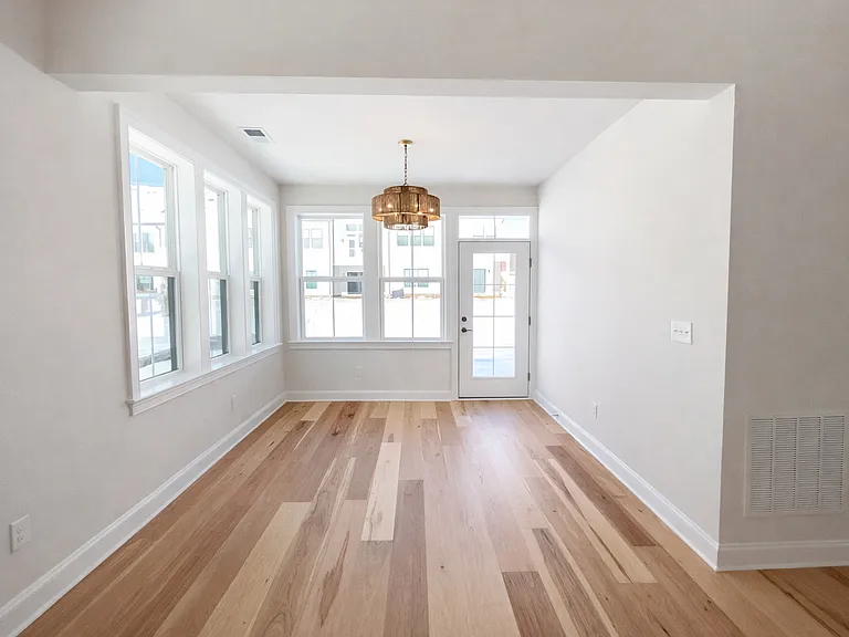 18 Whitaker Ln — Photo 16