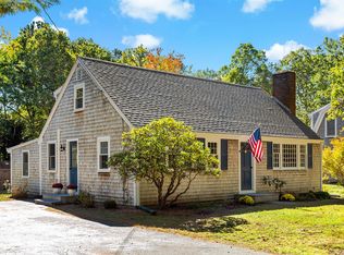 8 Shady Oak Ln, East Sandwich, MA 02537