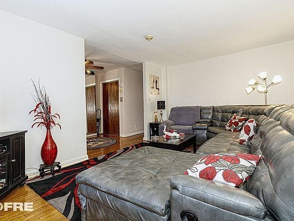 3rd image of 2251 Plumb 1st St APT 3H