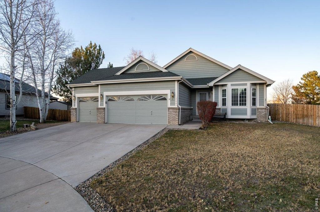208 Egyptian Ct