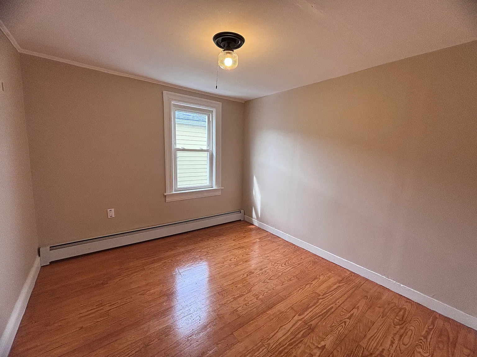 2 bed, 806 sqft, $2,000 — Photo 4