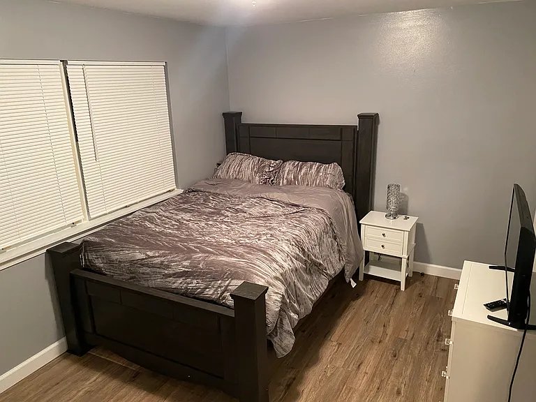 10101 Fite Cir — Photo 7