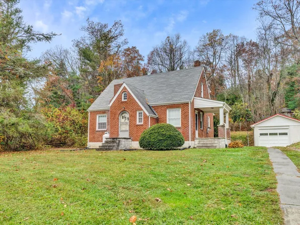 11153 Bent Mountain Rd, Bent Mountain, VA 24059